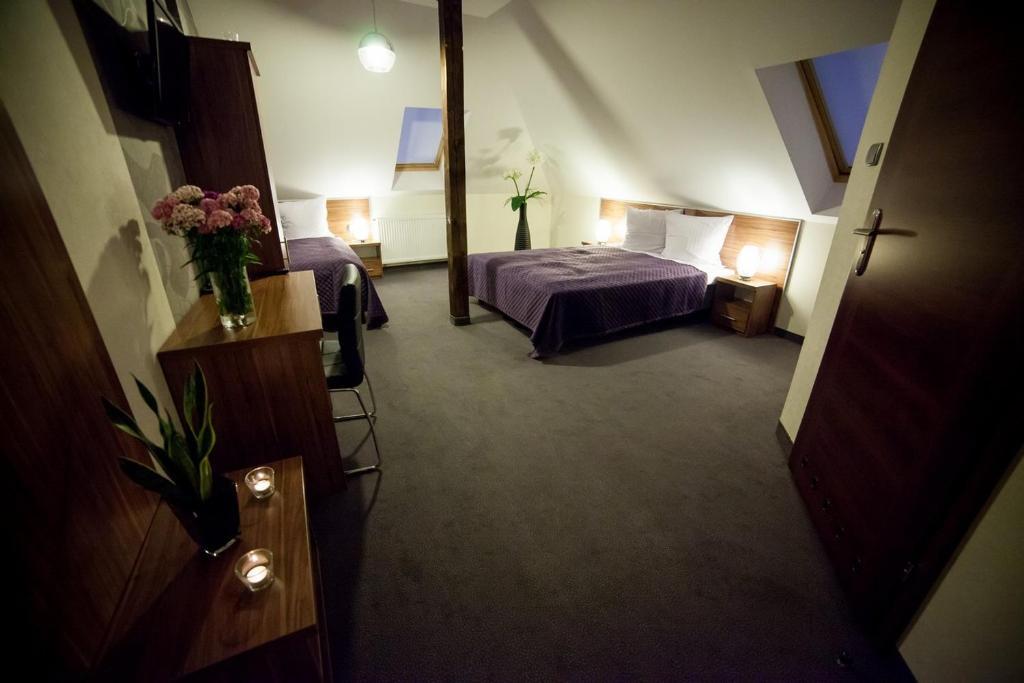 Gosciniec Nad Goplem Hotel Grodztwo Kamer foto